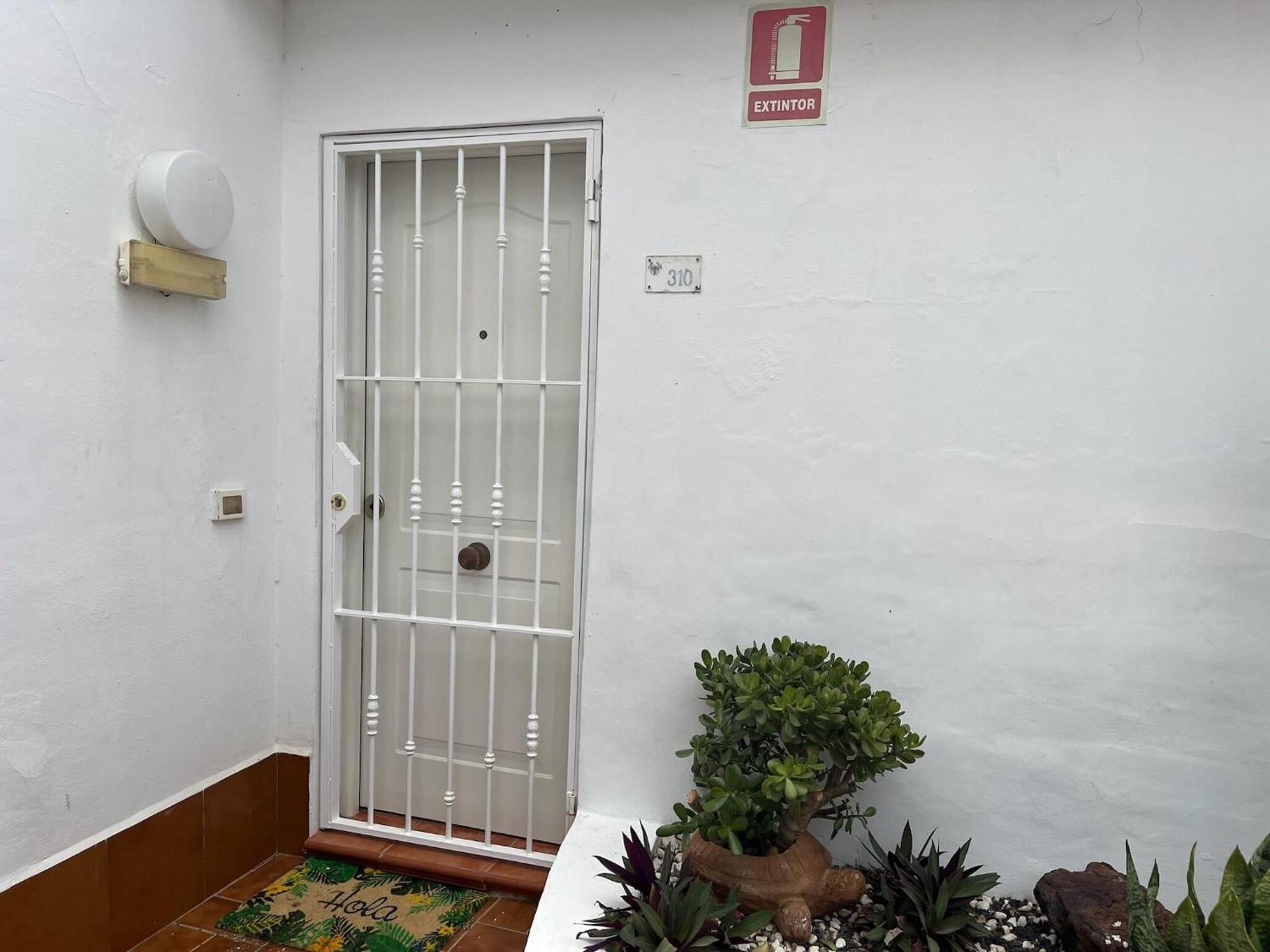 Child-Friendly, 3-Bedroom Apartment With Garden Near The Aqualand Costa Adeje  Εξωτερικό φωτογραφία