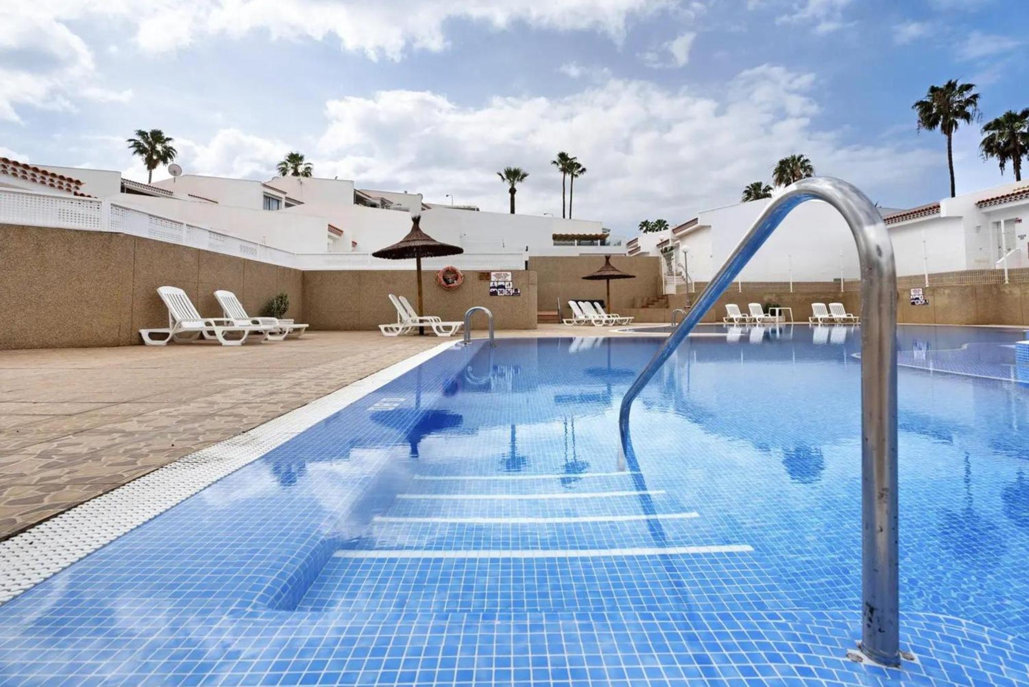 Child-Friendly, 3-Bedroom Apartment With Garden Near The Aqualand Costa Adeje  Εξωτερικό φωτογραφία